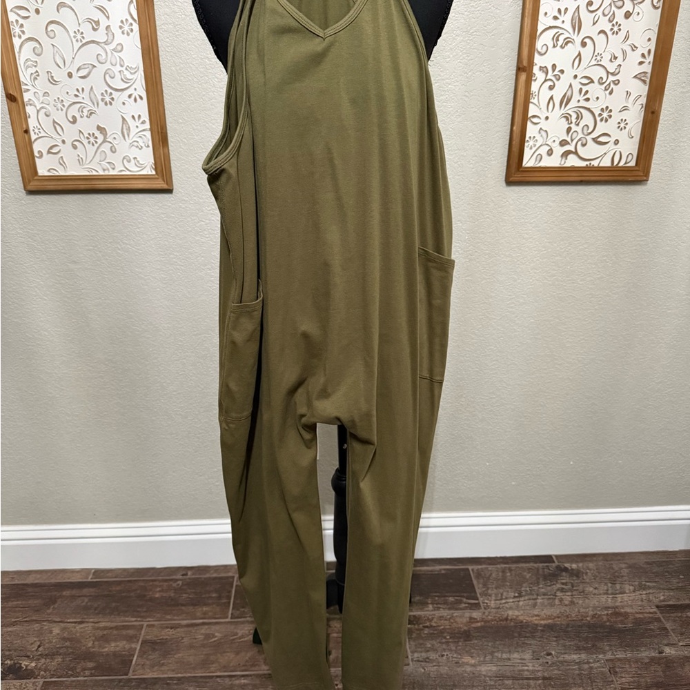 Olive Green Relaxed Jumpsuit with Pockets